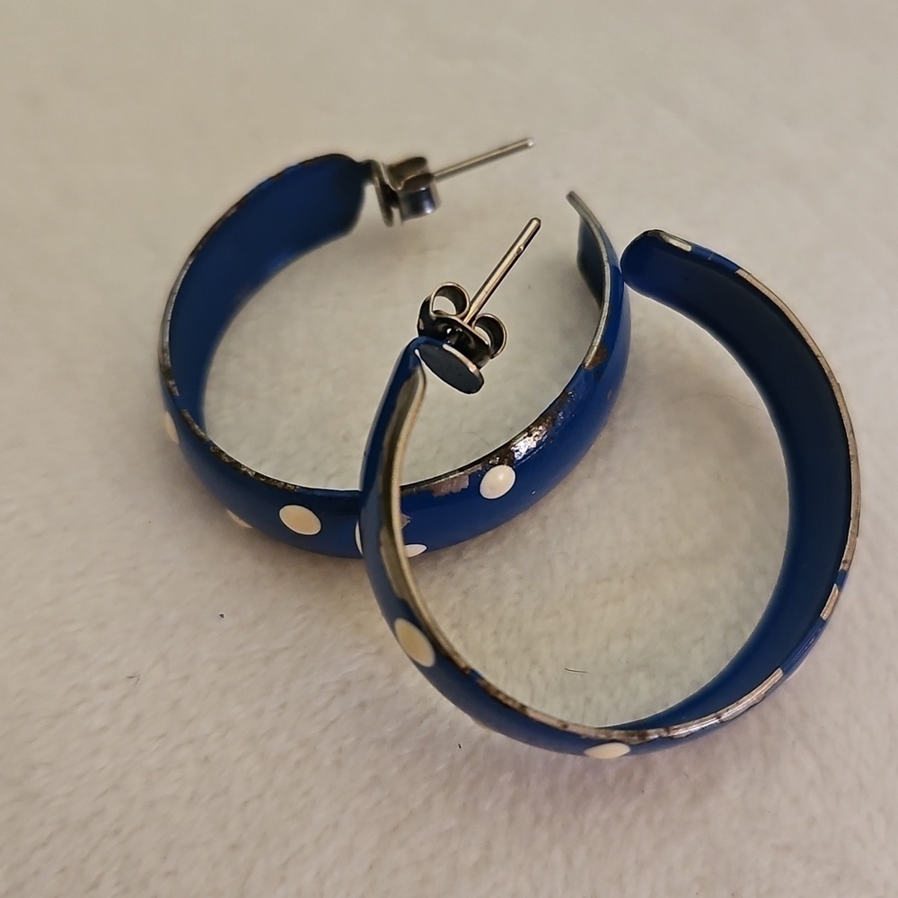 3/$20 Vintage Blue Metal Polka Dot Rockabilly Hoop Post Earrings - Picture 2 of 6